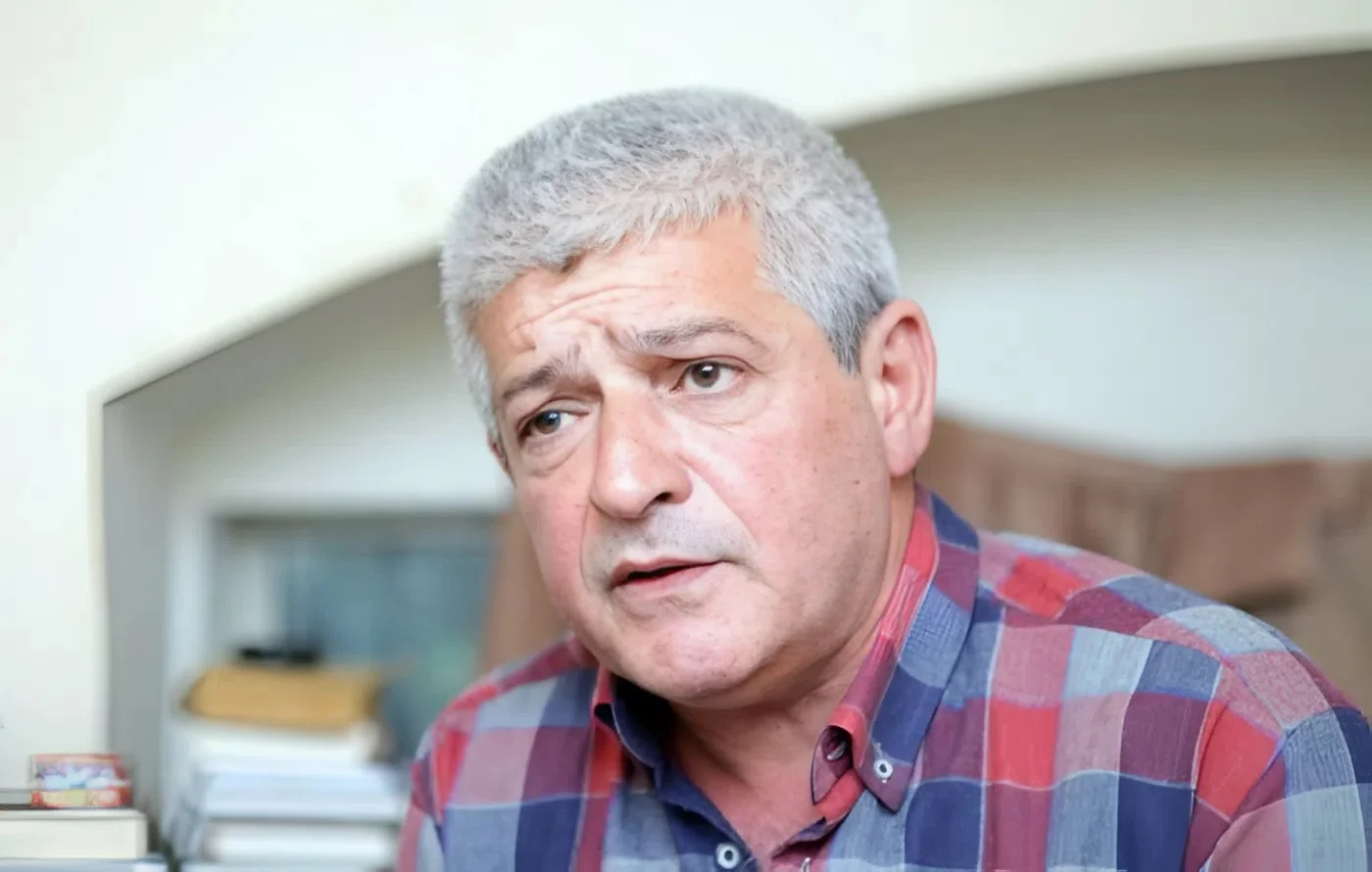 Azad olmayan mətnlər – Cavanşir Yusifli