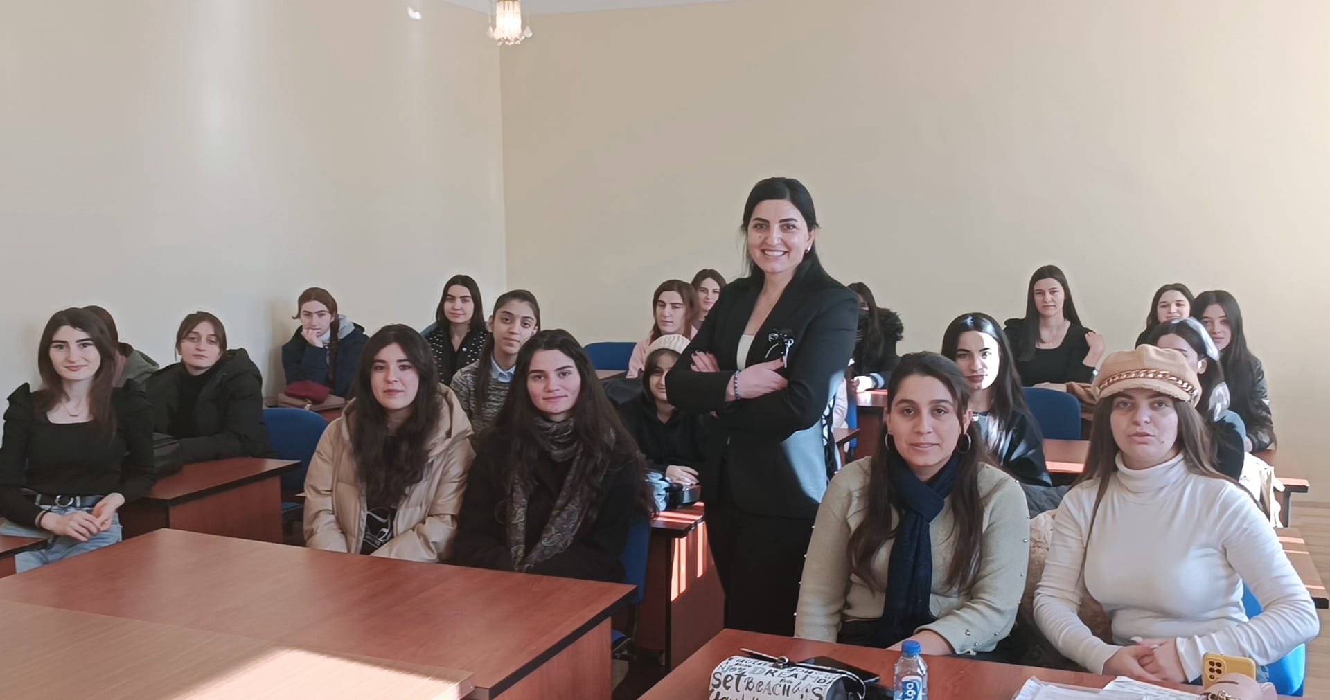 Müasir dövrdə dərinləşən müəllimin rolu