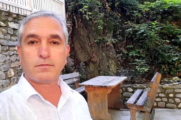 Dərdinən yaşanan ömür..