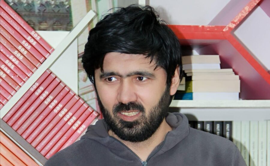 Səs – Kəramət Böyükçölün hekayəsi