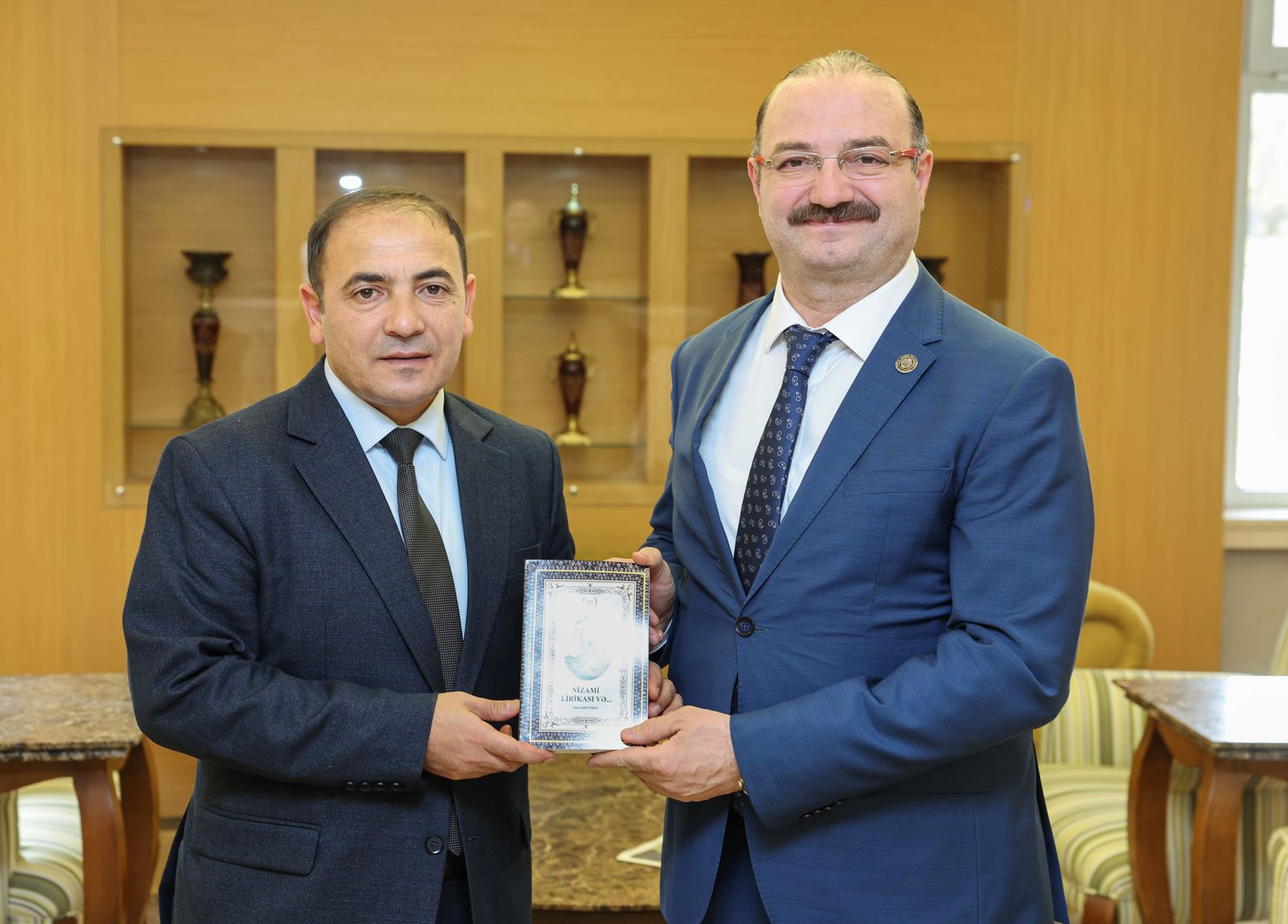 Nizamişünas alim  Beynəlxalq Simpoziumda çıxış edib