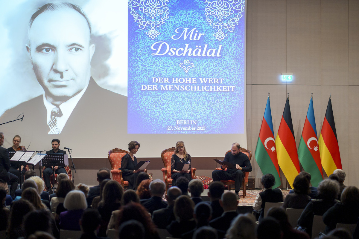 Berlində Mir Cəlalın hekayələr kitabının təqdimatı olub