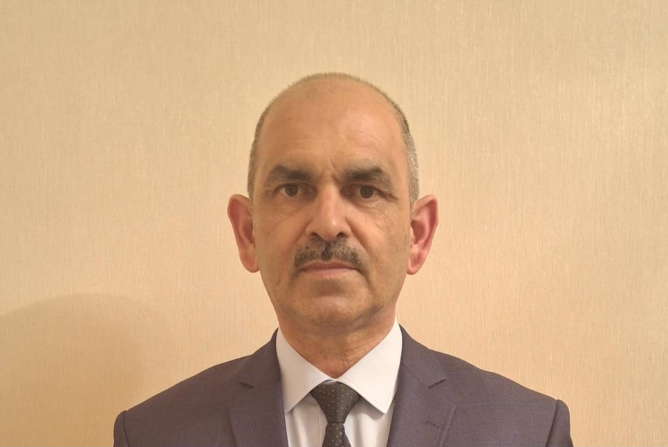 Ayaqqabı - Coşqun Xəliloğlunun hekayəsi