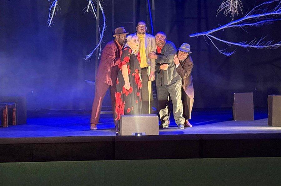 Bakıya “Ruh” gəlir - Füzuli teatrının premyerası