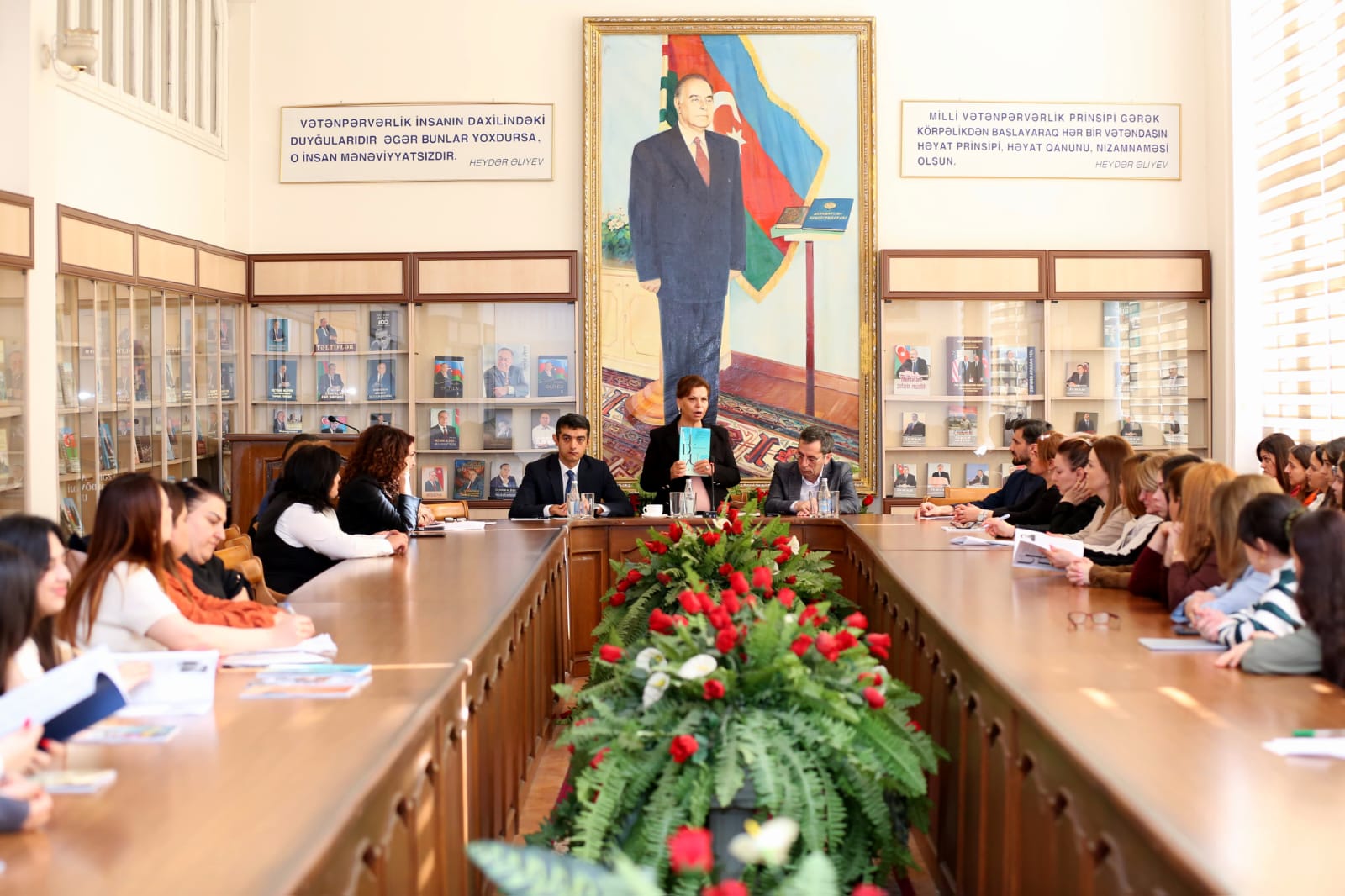 "Ulduz" jurnalının Türk dünyası sayı təqdim olundu