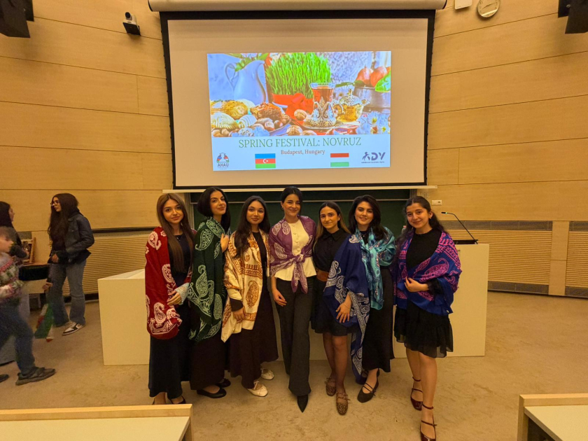 Azərbaycan mədəniyyəti Macarıstanda beynəlxalq auditoriyaya tanıdılıb