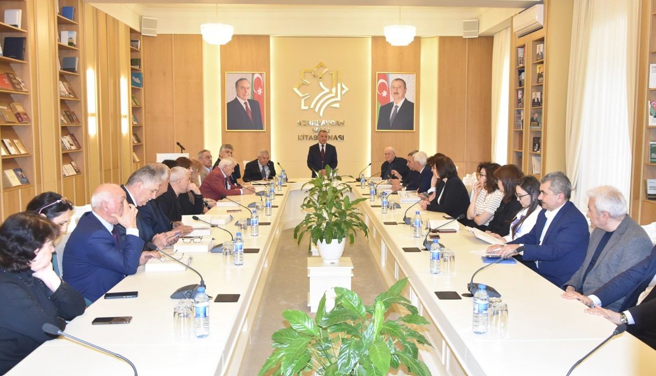 "Gizli “Dədə Qorqud” yeni mənalar axtarışında” kitabının təqdimat mərasimi keçirilib