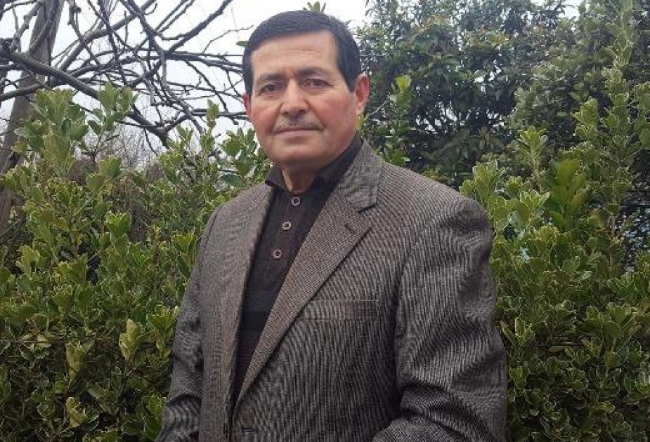Bir az esseistəm, bir az tənqidçiyəm, bir az şairəm... - Mehman Qaraxanoğlu