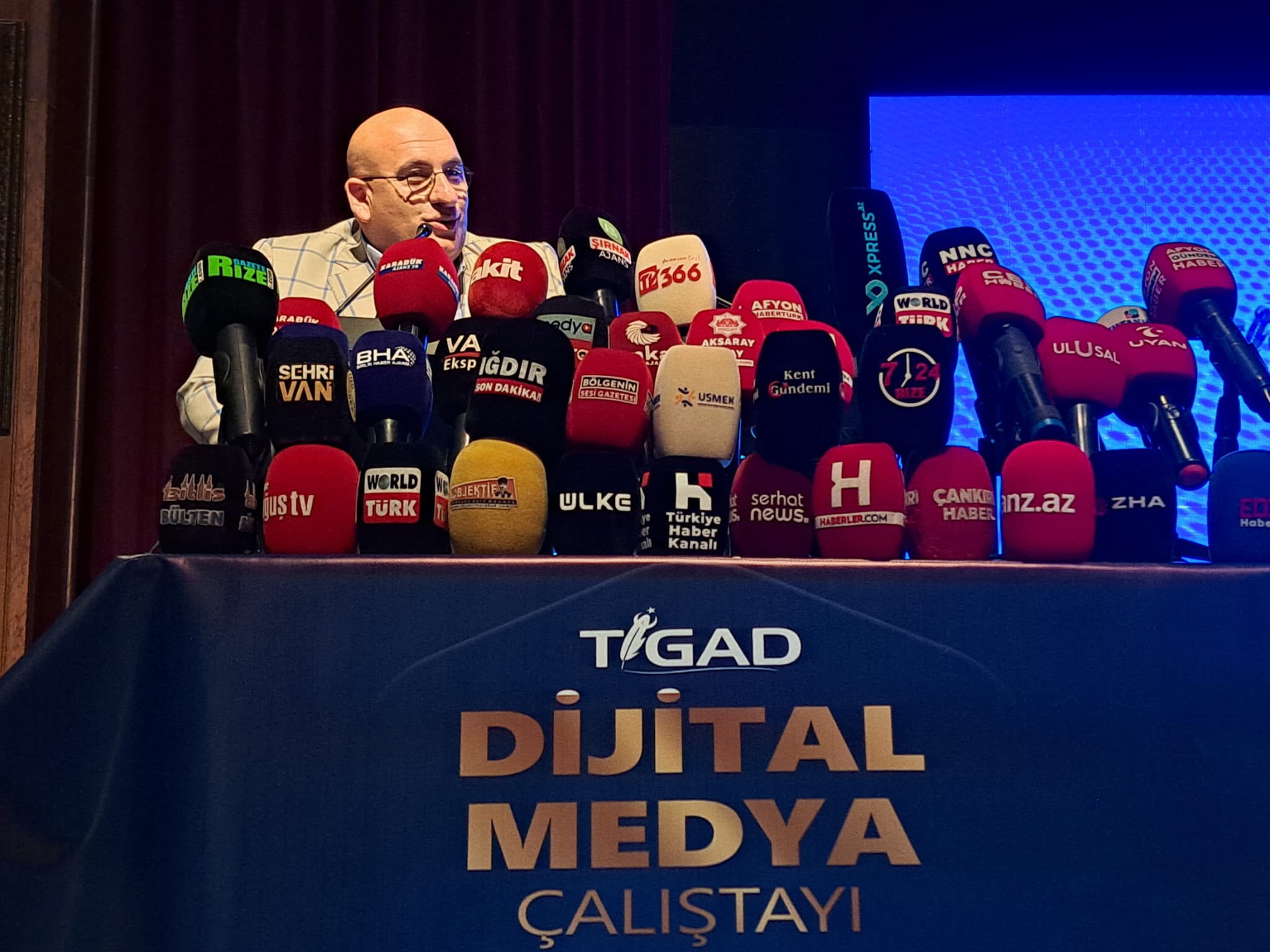 Iğdırda medianın gələcəyi müzakirə olundu: Arpaçay sahilində isə tarix və qardaşlıq duyğuları dilə gəldi