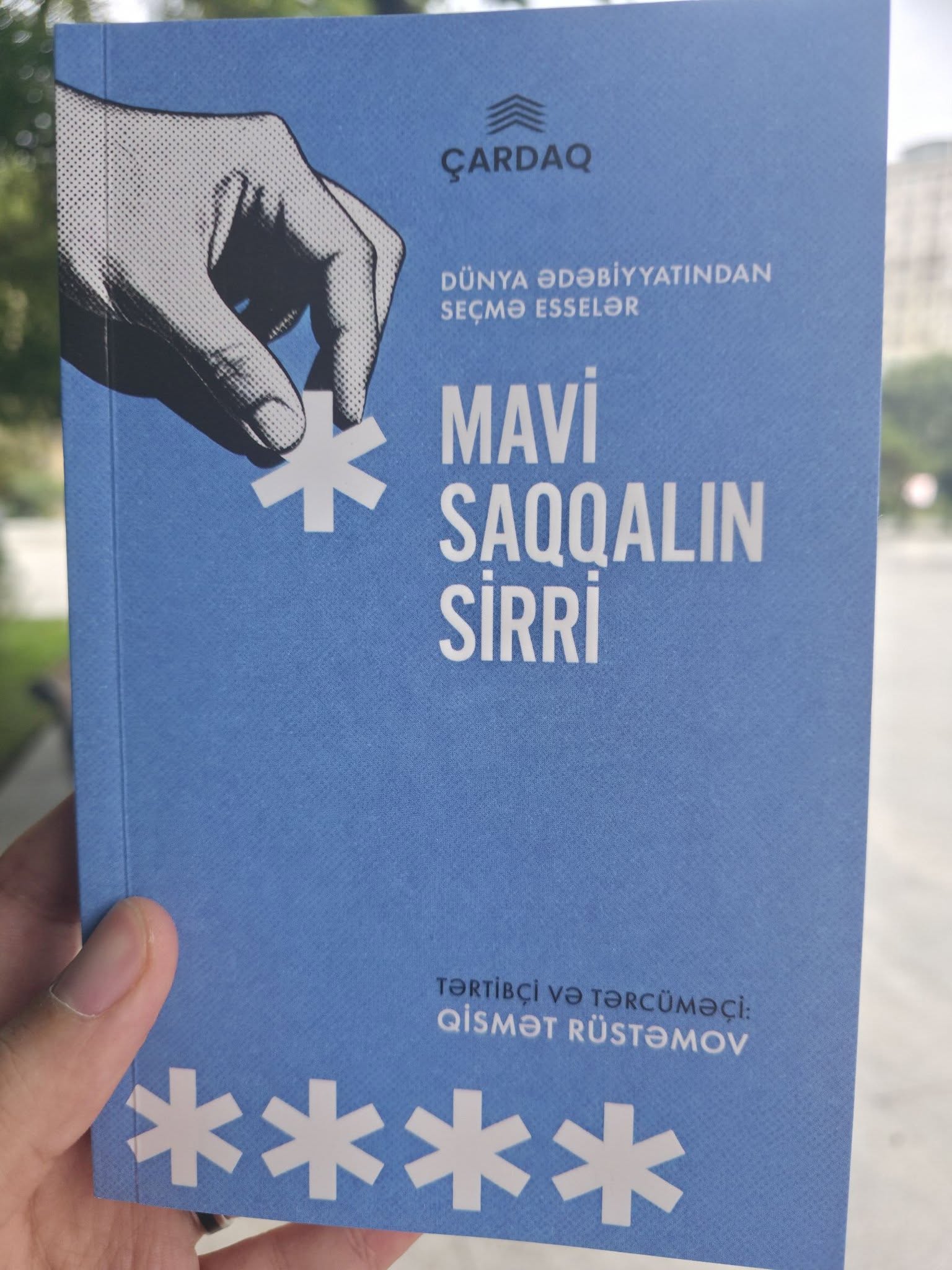Qismət Rüstəmovun «Mavi saqqalın sirri» kitabı çapdan çıxdı