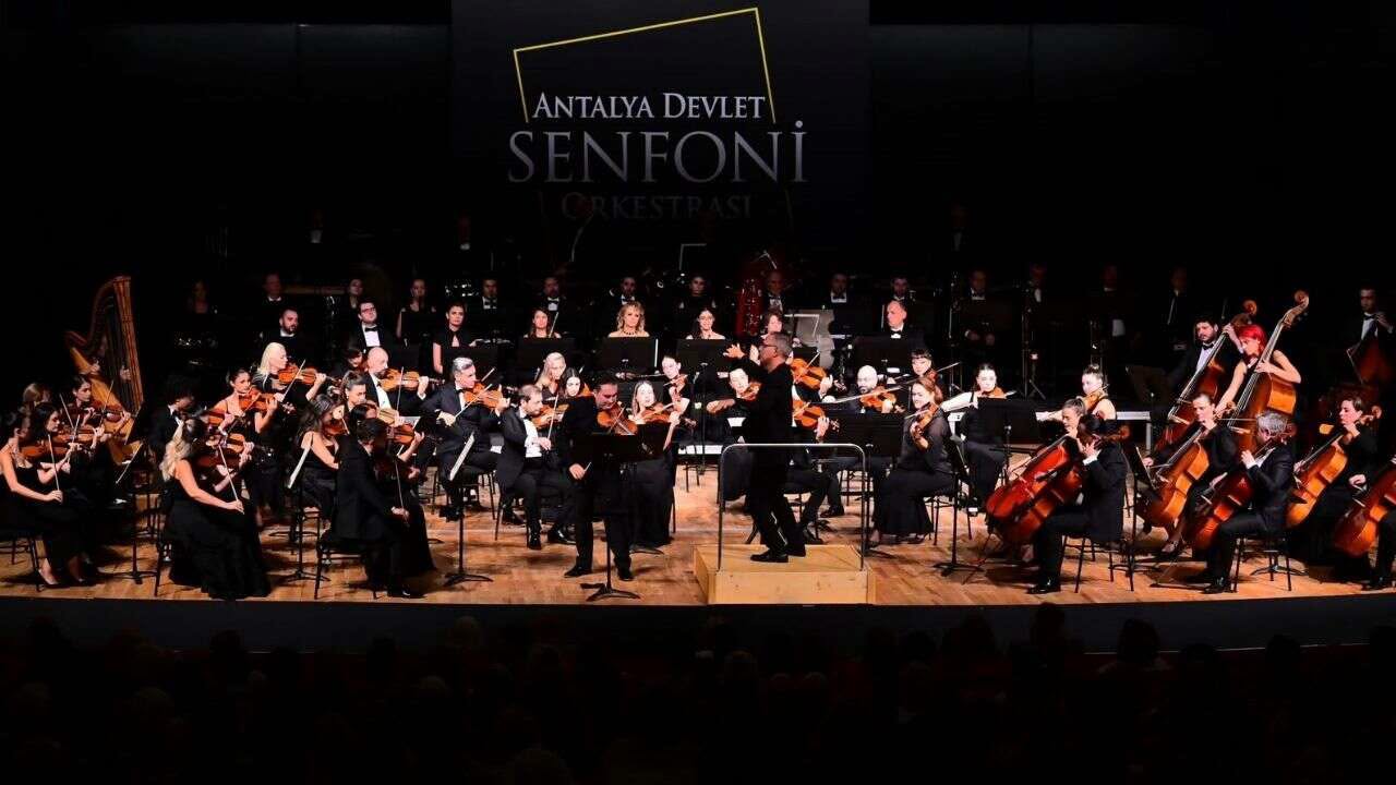 Azərbaycanlı bəstəkarın əsərinin dünya premyerası Antalyada keçirilib